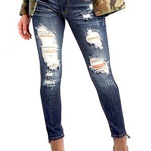 MACHINE Destroyed Straight Rhinestone Jean Size 25